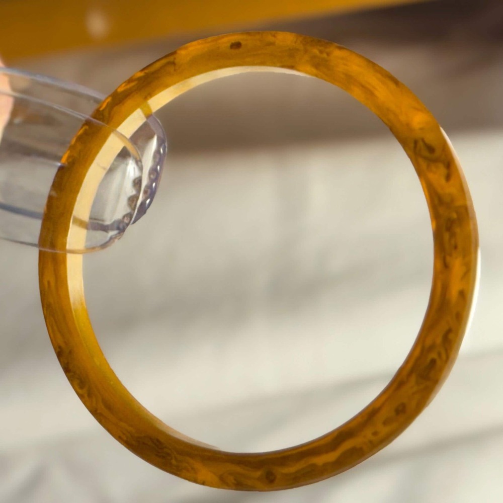 1930s Butterscotch Bakelite Bangle: Slim Marbled Vintage‎ Bracelet